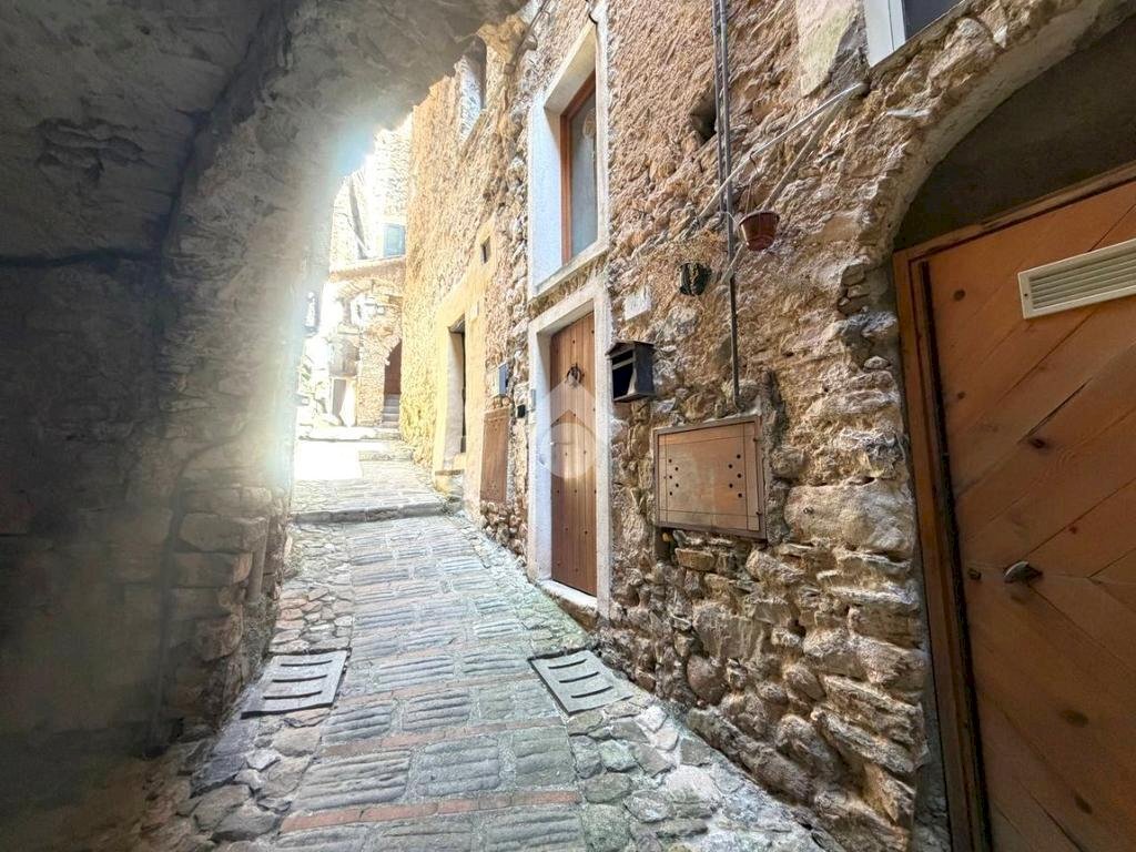 Four-room apartment Via genova, Vallebona - photo 2