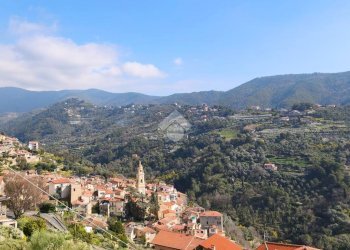 Four-room apartment Via genova, Vallebona - photo 1
