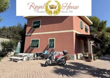 Villa VIA SAN BERNARDO, Andora - photo 1