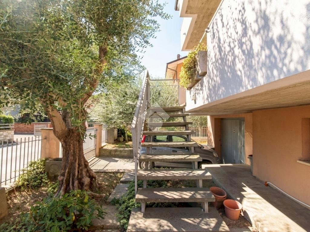Four-room apartment Via U. la Malfa, Longiano - photo 1