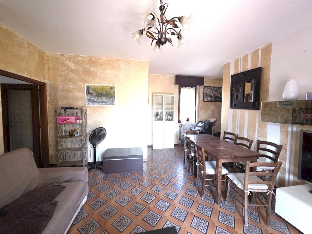 Four-room apartment Via Salvatore Pironi, Rimini - photo 1
