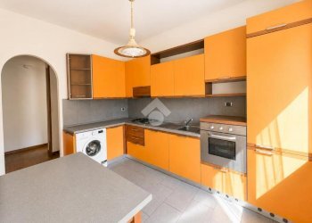 Apartment Via Filippo Bettini, Genova (neighborhood Bolzaneto) - photo 12