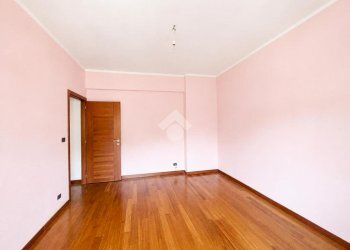 Apartment Via Filippo Bettini, Genova (neighborhood Bolzaneto) - photo 19