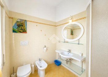 Apartment Via Filippo Bettini, Genova (neighborhood Bolzaneto) - photo 21