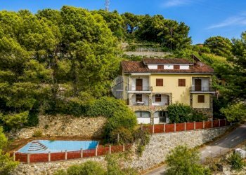 Villa Str. Montegrazie, Imperia - foto 1
