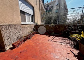 Semi-detached house Via Giulio Tanini, Genova (neighborhood Borgoratti) - photo 3