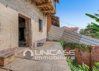 Portion of a house STRADA CAFFARO, 16, Bricherasio - photo 26