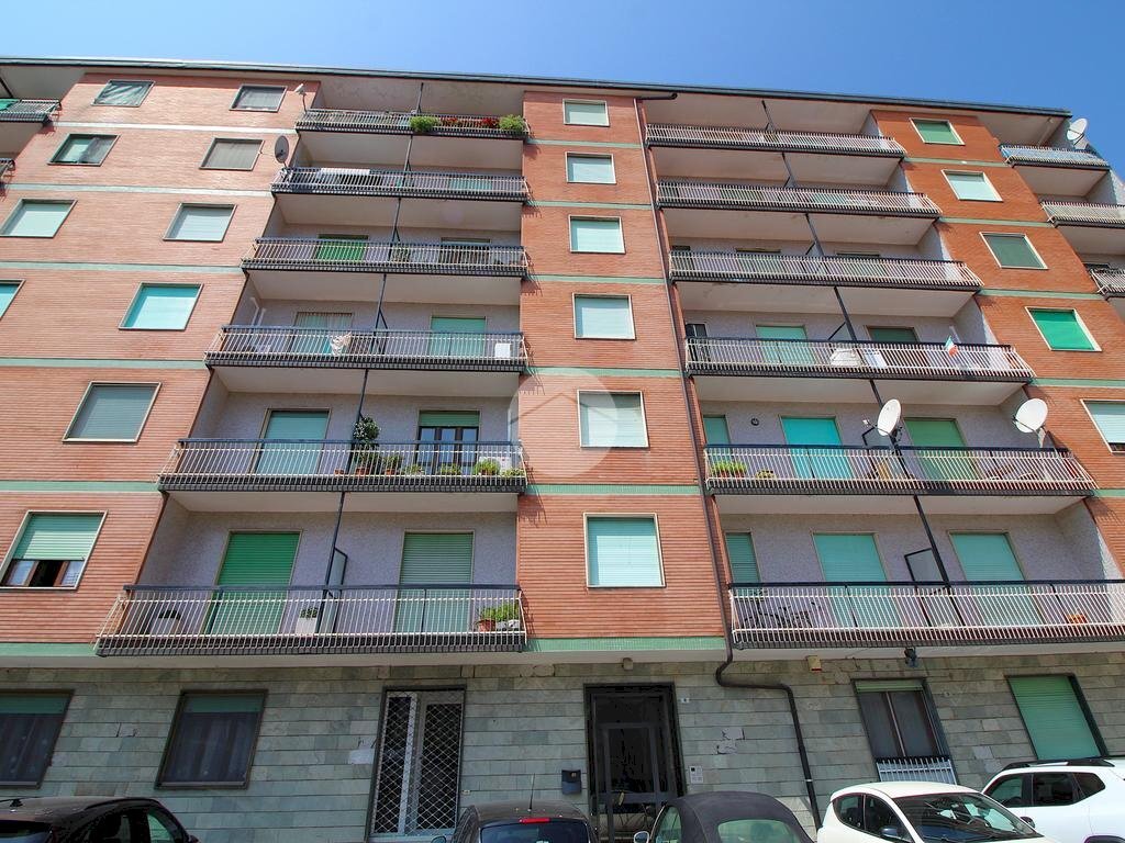 Three-room apartment Via Sussetto Fratelli, Brandizzo - photo 1