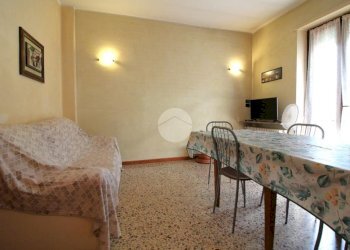 Three-room apartment Via Sussetto Fratelli, Brandizzo - photo 4
