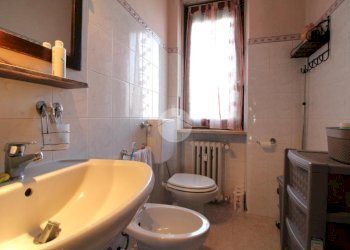 Three-room apartment Via Sussetto Fratelli, Brandizzo - photo 12