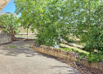 Foto 3 - Semi-detached house Contrada Santi Giovanni e Paolo
 
58, Montemarano - photo 3