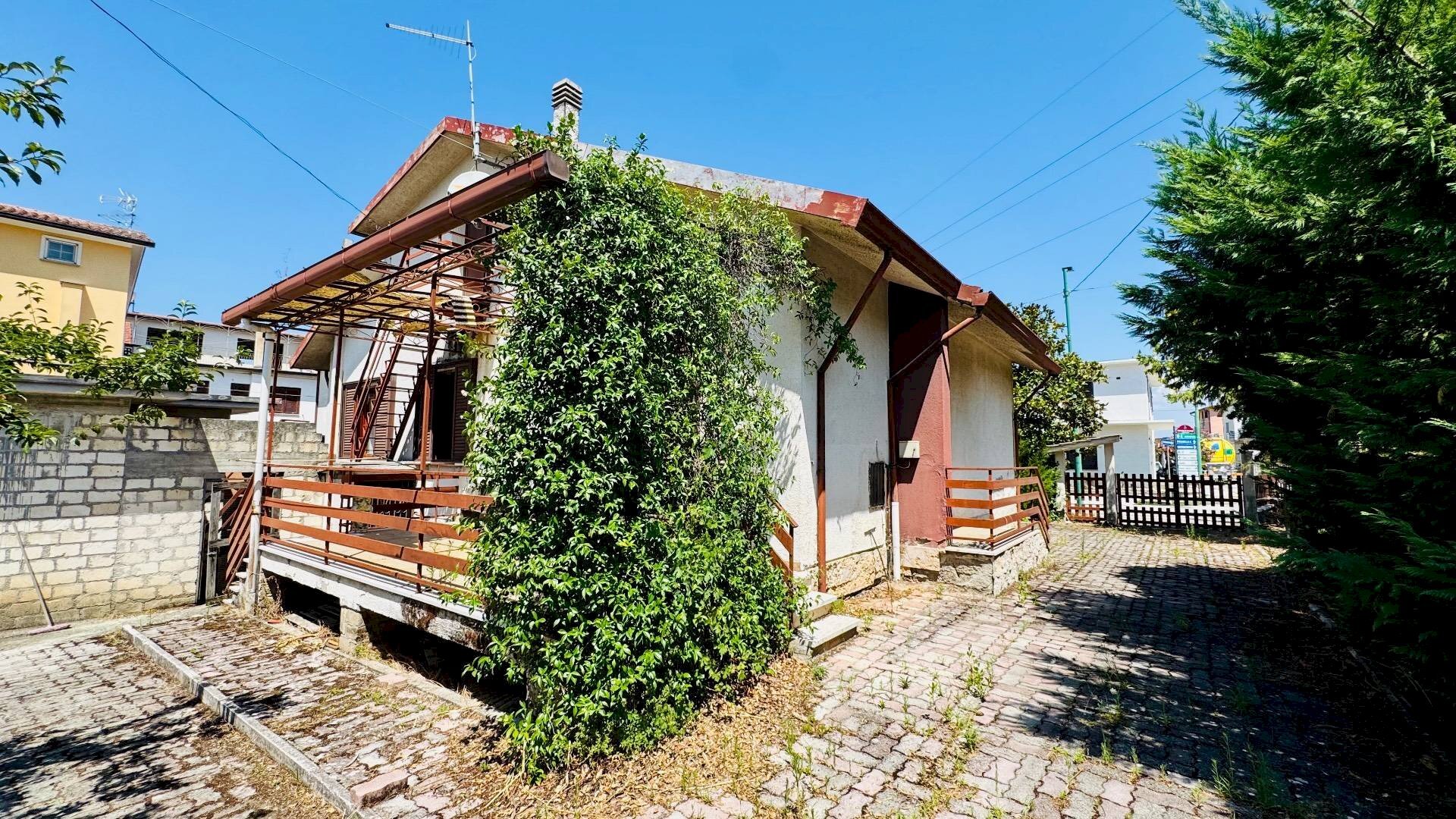 Foto 1 - Villa VIA DEI MARTIRI, Taurasi - foto 1
