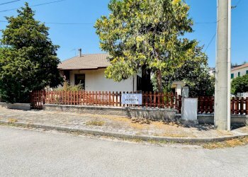 Foto 22 - Villa VIA DEI MARTIRI, Taurasi - photo 22