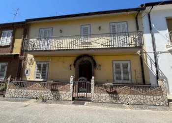 Foto 15 - Semi-detached house via giovanni boccaccio
 
11, Grottaminarda - photo 15