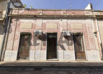 Edificio all\'aperto - Casa indipendente Via Alessandro Manzoni
 
37, Mascali - foto 1