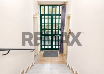 Scale - Casa indipendente Via Alessandro Manzoni
 
37, Mascali - foto 30