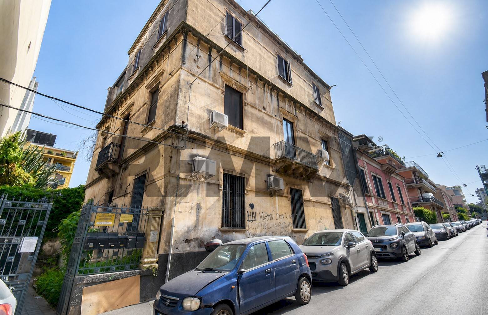 Edificio all\'aperto - Trilocale Via Paolo Bentivoglio
 
3, Catania - foto 1