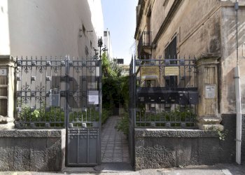 Edificio all\'aperto - Trilocale Via Paolo Bentivoglio
 
3, Catania - foto 2