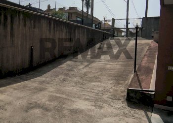 Non correlato - Box Via Strasburgo
 
1, San Gregorio di Catania - foto 2