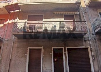 Edificio all\'aperto - Casa indipendente Via Liguria
 
11/13, Paterno - foto 1
