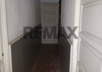 Hall / corridoio - Casa indipendente Via Liguria
 
11/13, Paterno - foto 2