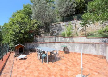 Terrazza - Semi-detached house Via Rocca Sant'Angelo
 
46, Assisi - photo 24