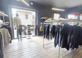 Cabina armadio - Negozio Via Dell' Isola Romana
1, Bastia Umbra - foto 6