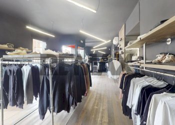 Cabina armadio - Negozio Via Dell' Isola Romana
1, Bastia Umbra - foto 7