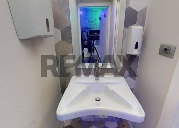 Bagno - Negozio Via Dell' Isola Romana
1, Bastia Umbra - foto 12
