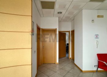 Hall / corridoio - Office Viale Autonomia
 
18, Caltagirone - photo 4