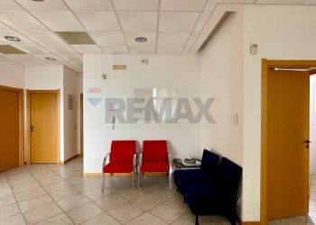 Ricezione / Lobby - Office Viale Autonomia
 
18, Caltagirone - photo 7