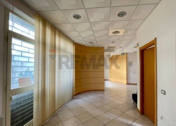 Ricezione / Lobby - Office Viale Autonomia
 
18, Caltagirone - photo 45