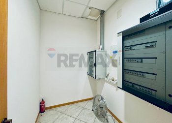 Hall / corridoio - Office Viale Autonomia
 
18, Caltagirone - photo 48