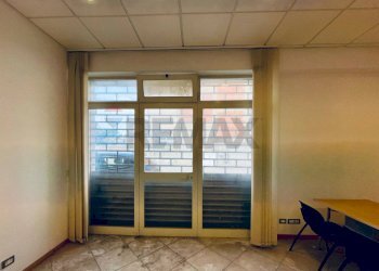 Sala da pranzo - Office Viale Autonomia
 
18, Caltagirone - photo 50