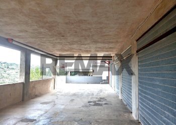 Parcheggio - Box Via I Maggio
 
sn, Sortino - photo 3