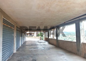 Terrazza - Box Via I Maggio
 
sn, Sortino - photo 5
