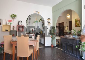 Sala da pranzo - Quadrilocale viale della libertà
 
10, Cairo Montenotte - foto 5