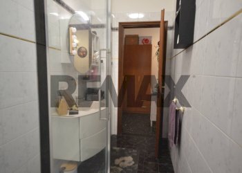 Bagno - Quadrilocale viale della libertà
 
10, Cairo Montenotte - foto 7
