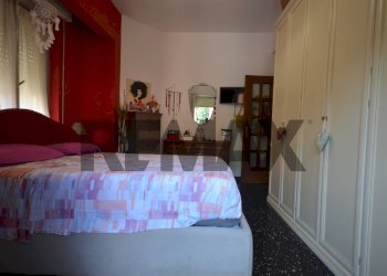 Camera / camera da letto - Quadrilocale viale della libertà
 
10, Cairo Montenotte - foto 12