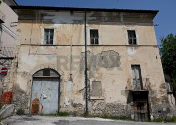 Casa all\'aperto - Casa indipendente Via Probo Mariano
131, Sulmona - foto 6