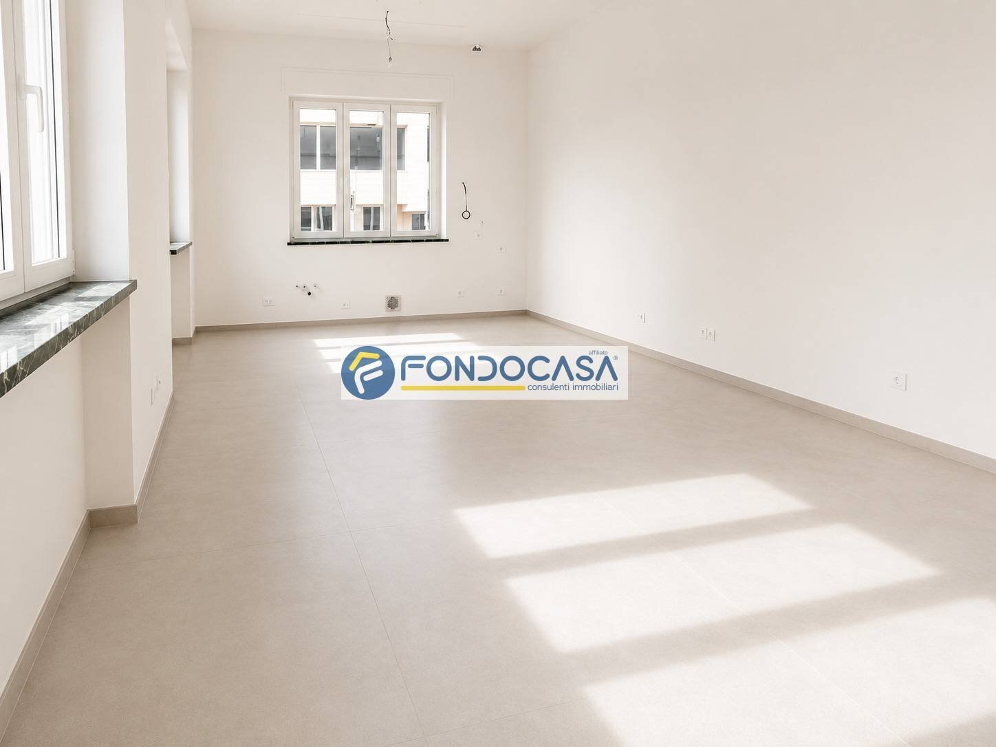 Open space salotto e cucina - Three-room apartment via carrara
1, Viareggio - photo 2