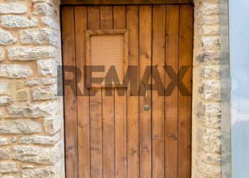Dettagli - Semi-detached house via Del Cipollaro
 
8, Campolieto - photo 12
