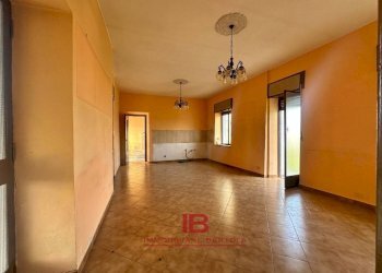 Foto 3 - Stabile - Palazzo VIA SAN GIACOMO
 
23, Cuneo - foto 3