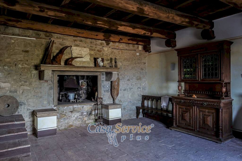 Salone - Villa strada Statale di Baschi, Todi - foto 3