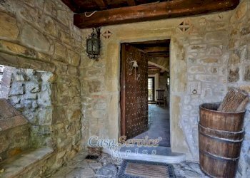 Interno palazzo - Villa strada Statale di Baschi, Todi - photo 12