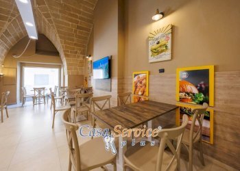 Interno non residenziale - Ristorante via Isabella d'Aragona, Gallipoli - foto 13