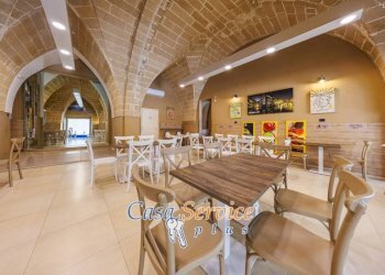 Interno non residenziale - Ristorante via Isabella d'Aragona, Gallipoli - foto 14