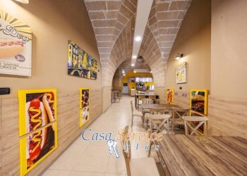 Interno non residenziale - Ristorante via Isabella d'Aragona, Gallipoli - foto 31