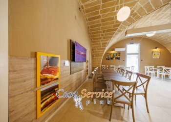 Interno non residenziale - Ristorante via Isabella d'Aragona, Gallipoli - foto 38