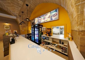 Interno non residenziale - Ristorante via Isabella d'Aragona, Gallipoli - foto 45